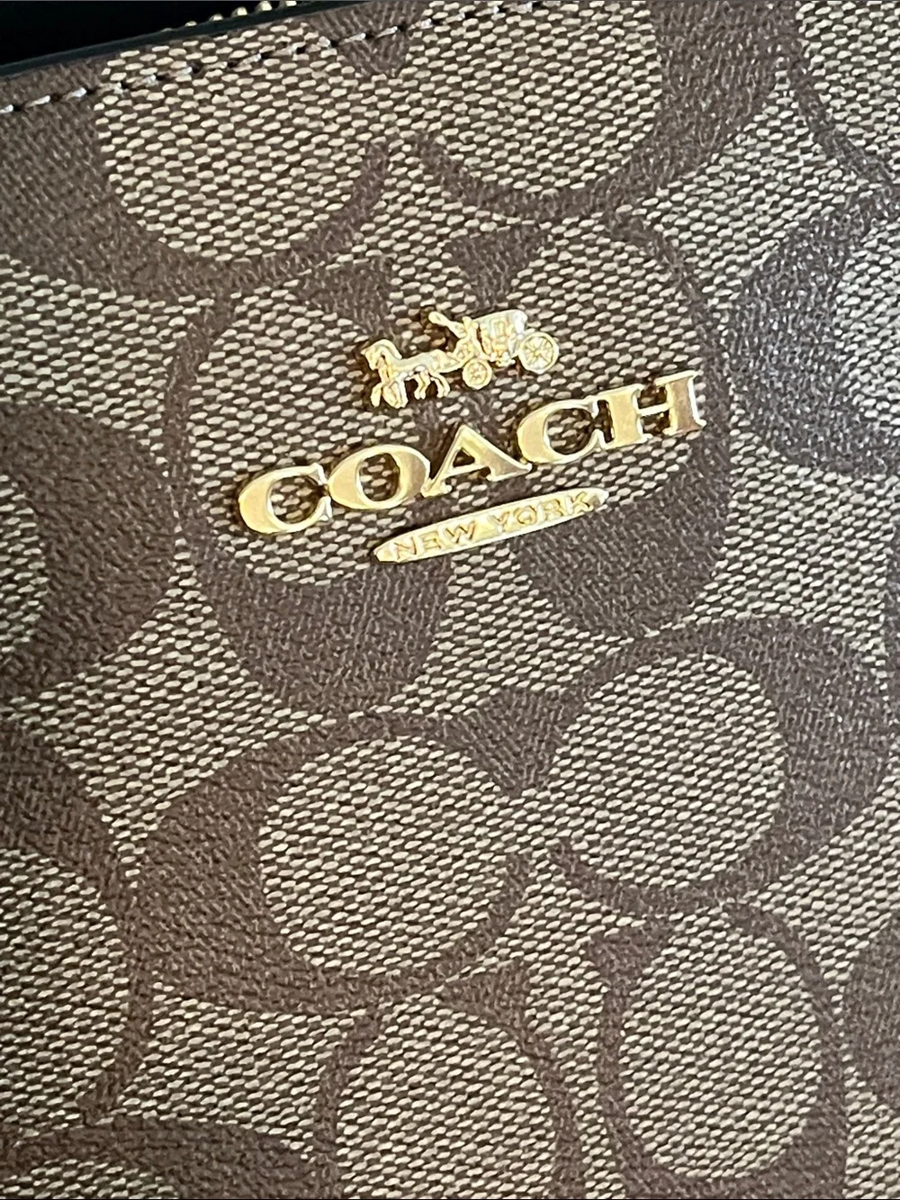 Coach Brown Signature Leather Satchel Rust Side Panels crossbody  Eye Catching